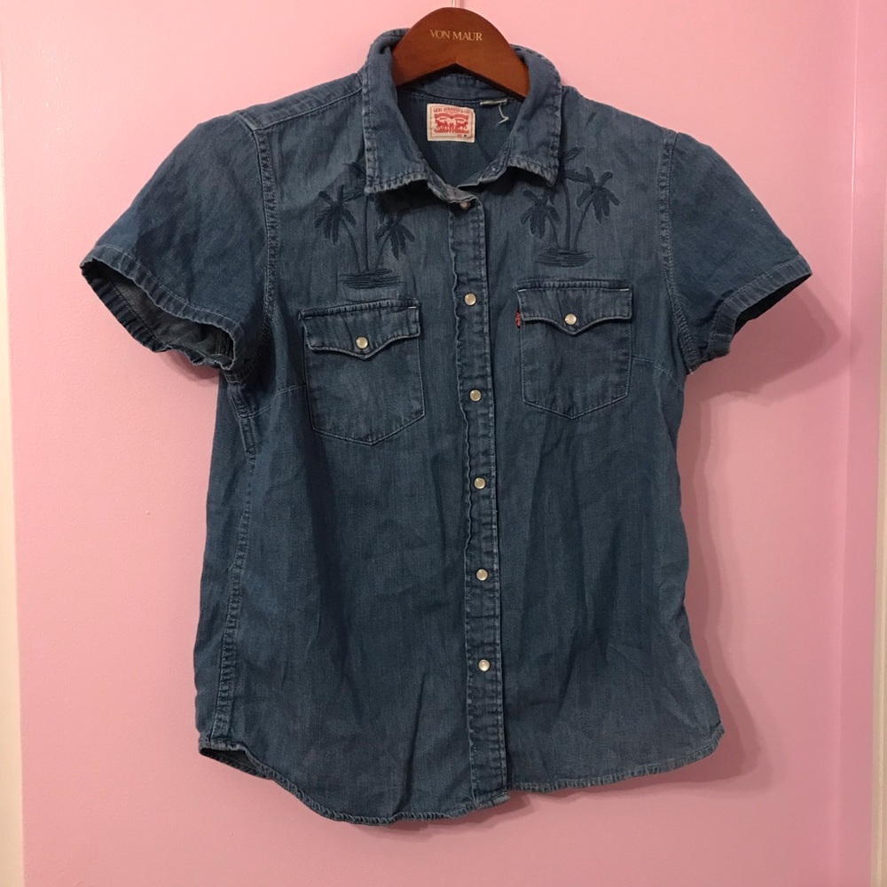 Levis Denim Button Down Palm Tree Embroidered Top… - image 3